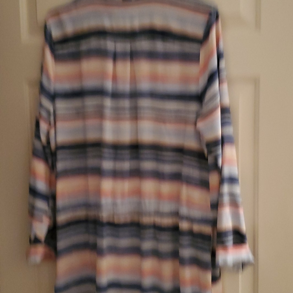 Dress - Picture 3 of 4